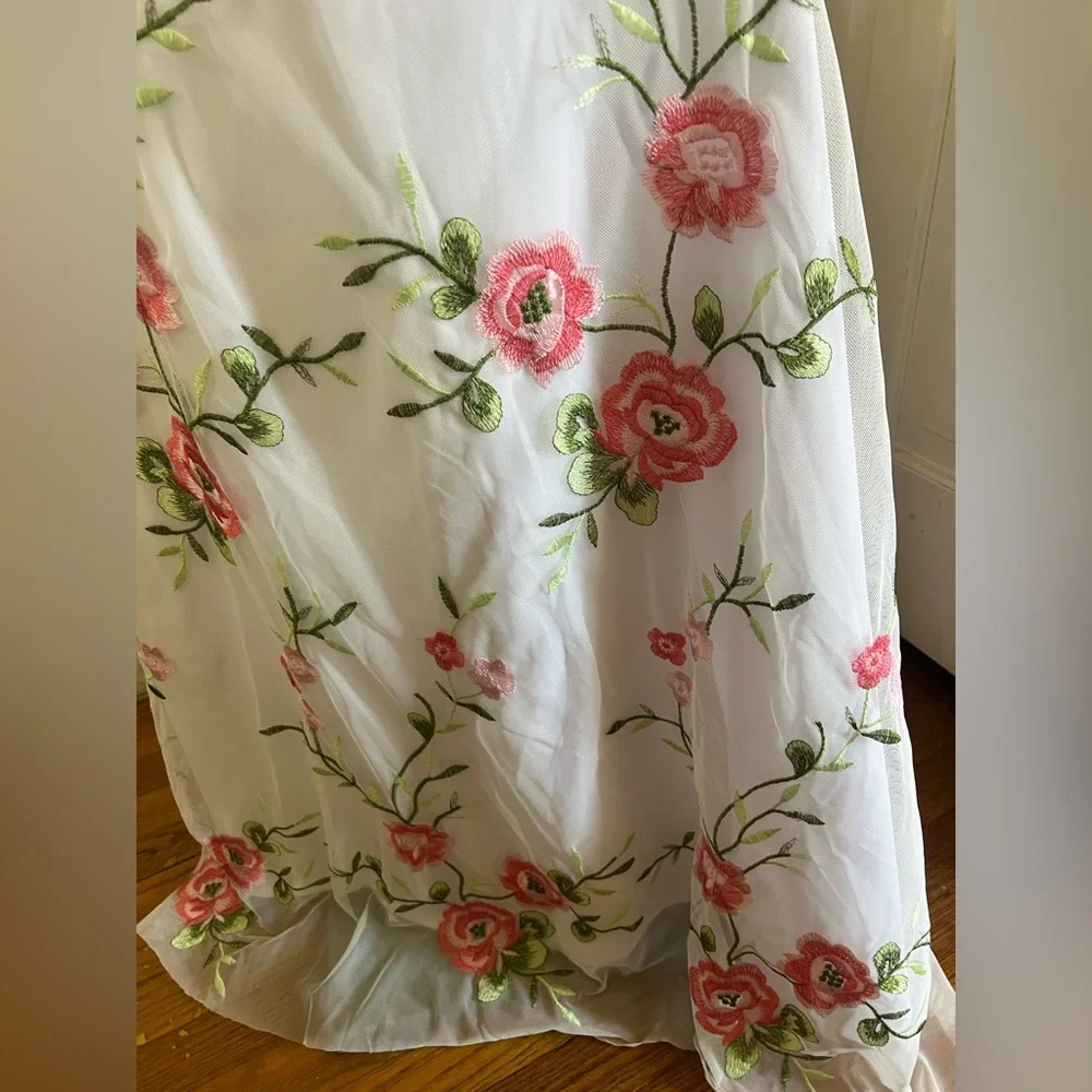 Kiyonna Floral V-Neck Wedding Dress - Picture 10 of 16